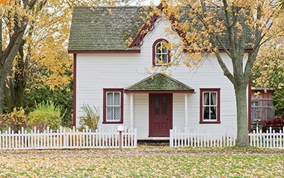 Fall Maintenance Tips to Prepare Your Roof for Winter